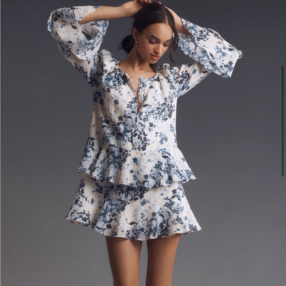 New NWT Maeve Anthropologie long sleeve v neck tiered mini dress blue floral